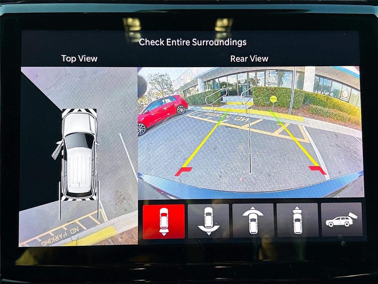 2024 Jeep GRAND CHEROKEE Base