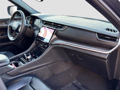 2024 Jeep GRAND CHEROKEE Base