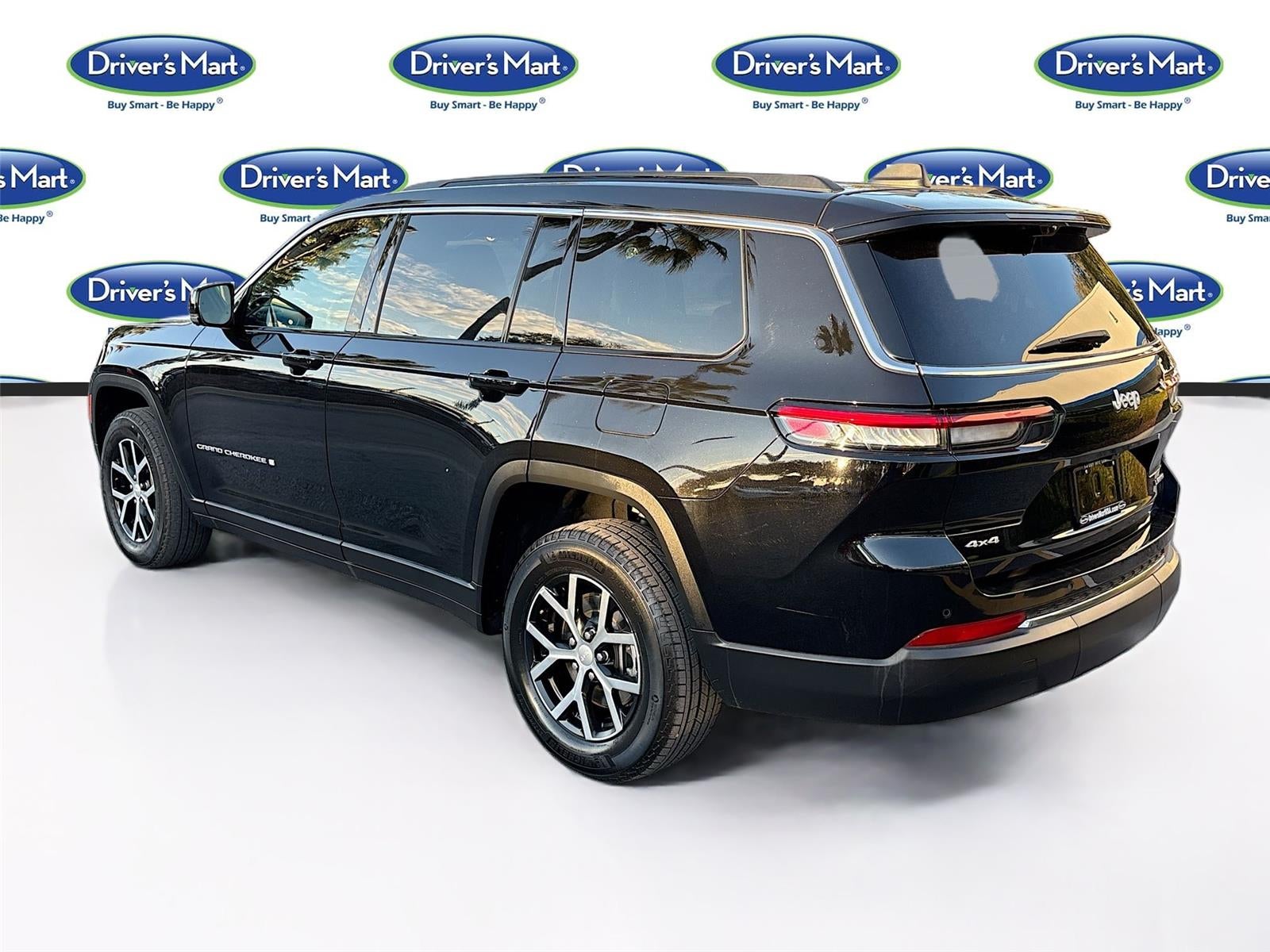 2024 Jeep GRAND CHEROKEE Base