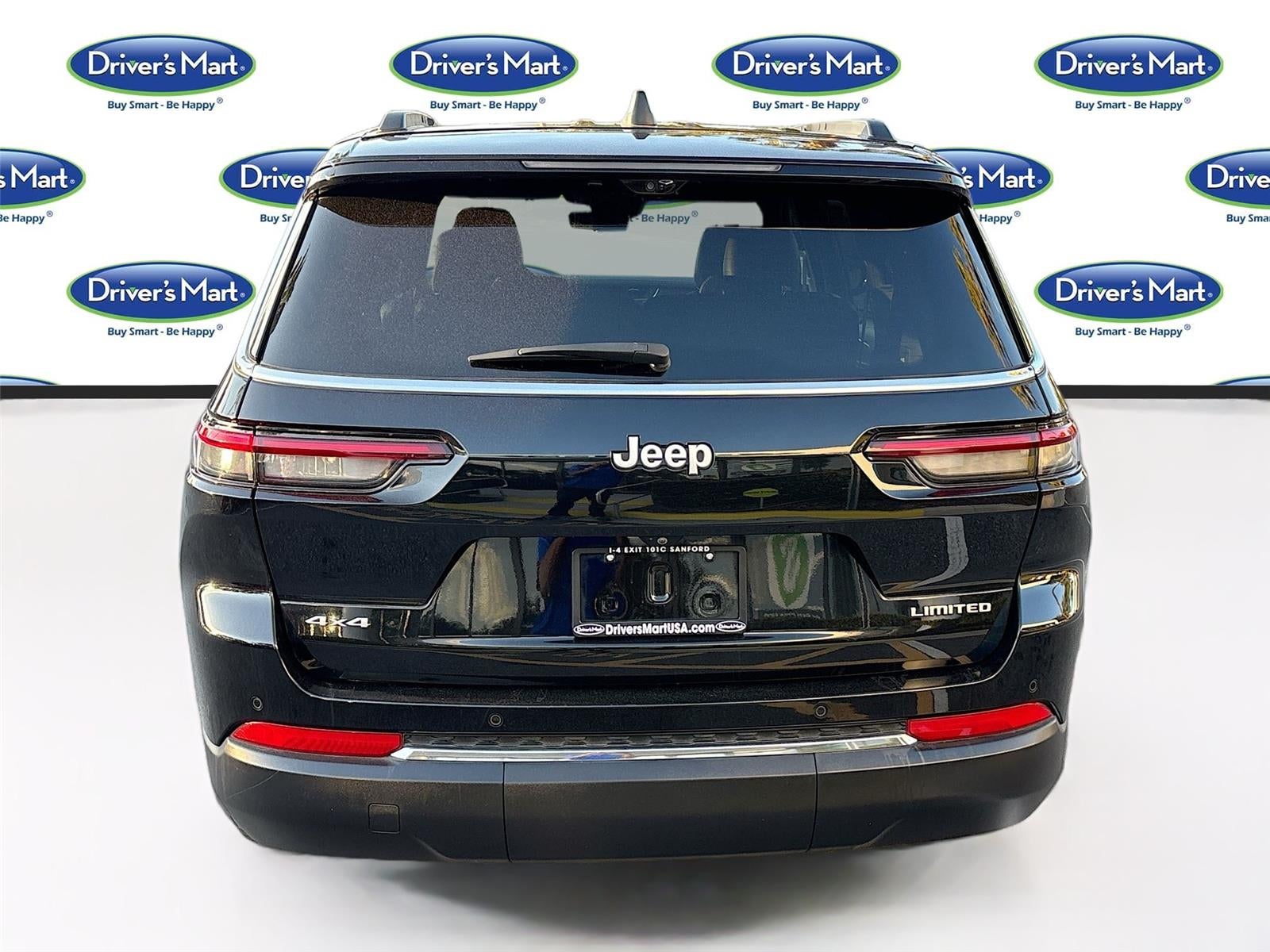 2024 Jeep GRAND CHEROKEE Base