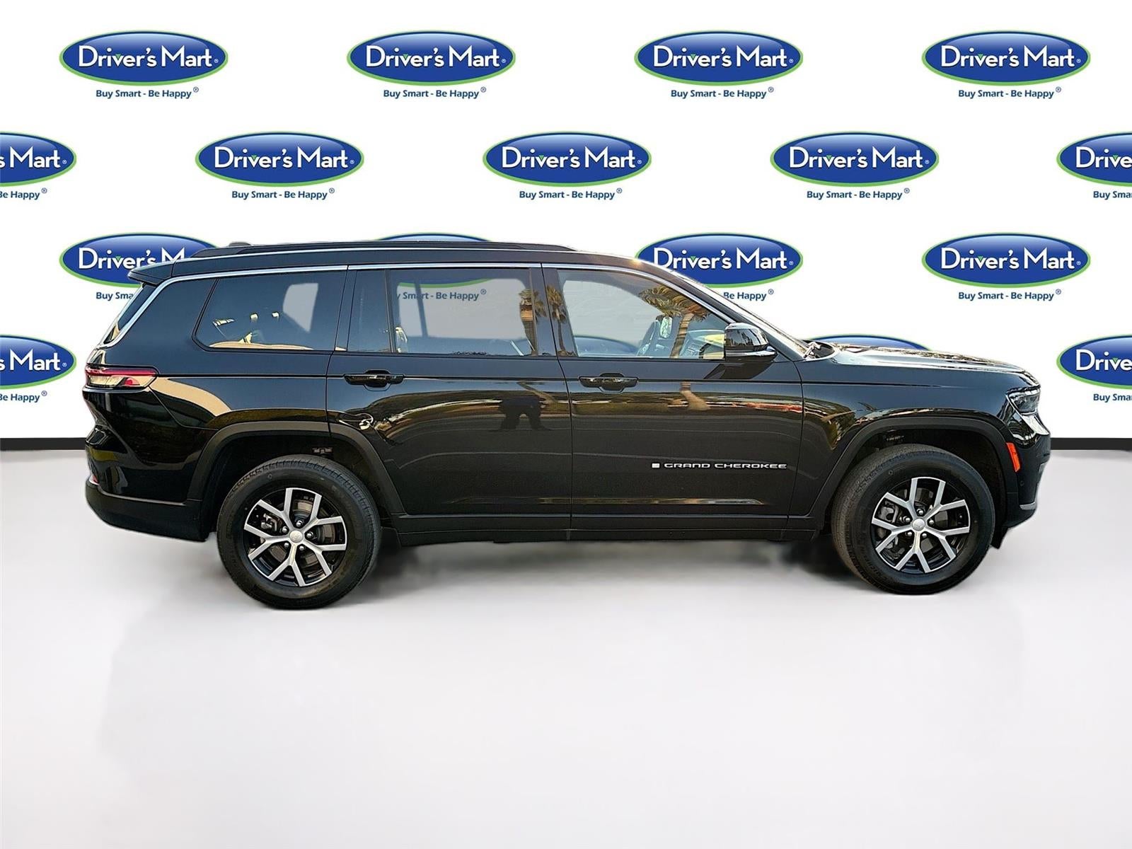 2024 Jeep GRAND CHEROKEE Base