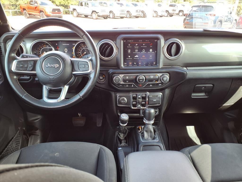 2021 Jeep Gladiator Overland