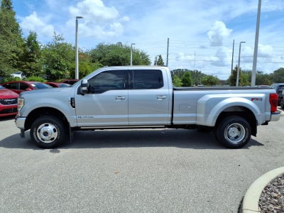 2022 Ford Super Duty F-350 Drw LARIAT