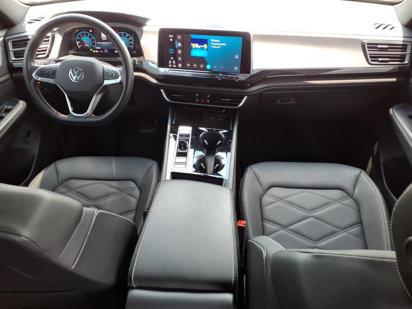 2025 Volkswagen Atlas Cross Sport 2.0T SE w/Technology