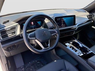 2025 Volkswagen Atlas Cross Sport 2.0T SE w/Technology