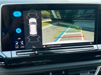 2025 Volkswagen Atlas Cross Sport 2.0T SE w/Technology