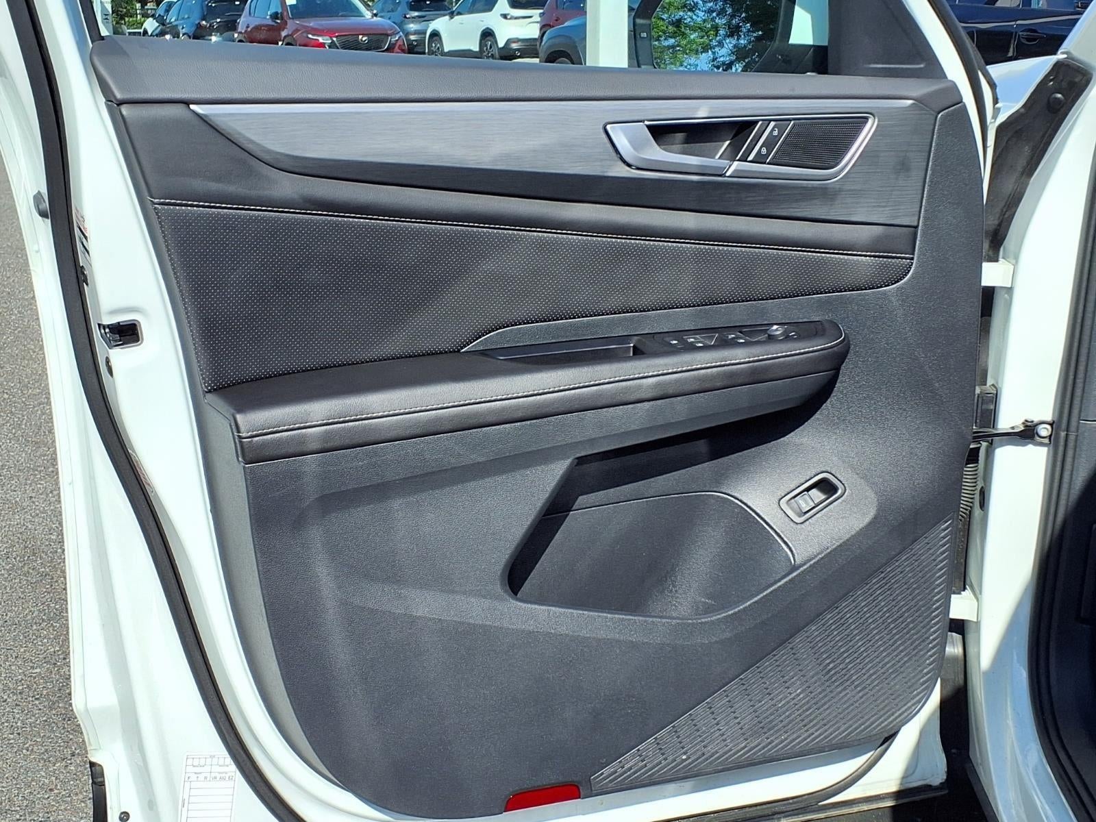 2025 Volkswagen Atlas Cross Sport 2.0T SE w/Technology