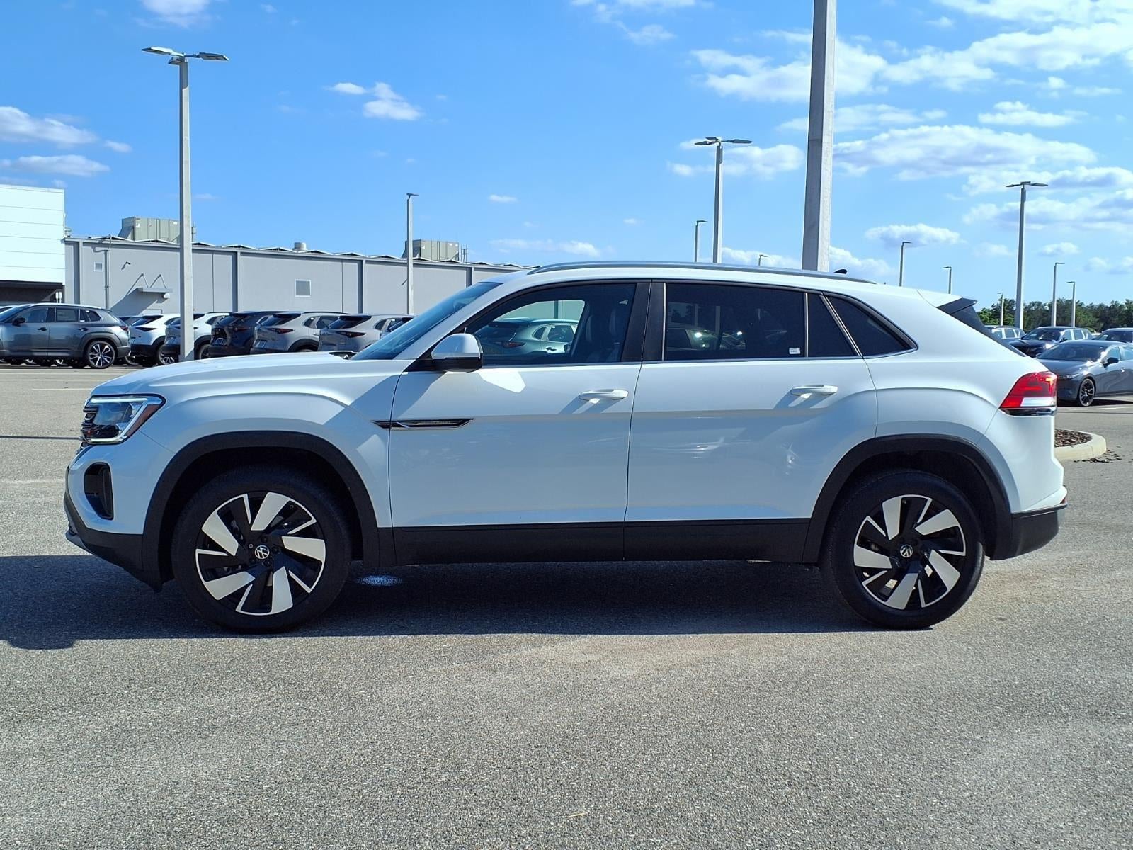 2025 Volkswagen Atlas Cross Sport 2.0T SE w/Technology
