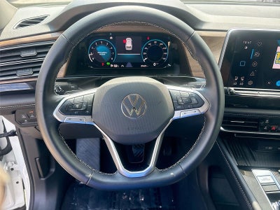 2025 Volkswagen Atlas 2.0T SE w/Technology
