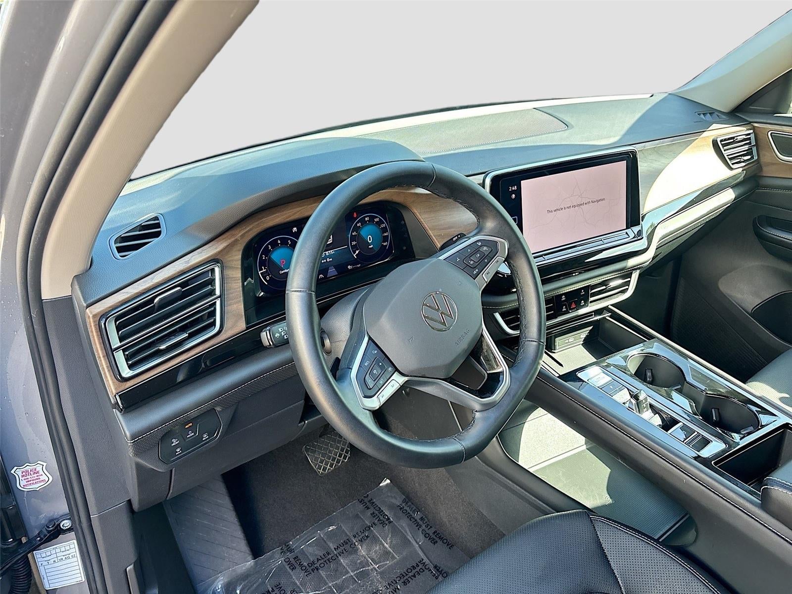 2025 Volkswagen Atlas 2.0T SE w/Technology