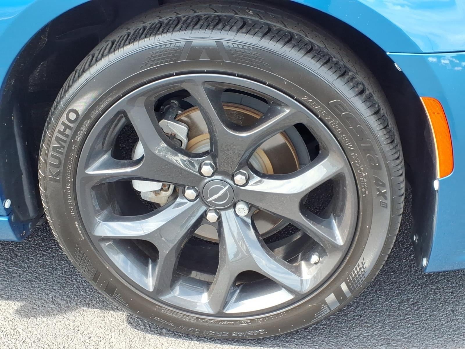 2022 Chrysler 300 Touring L