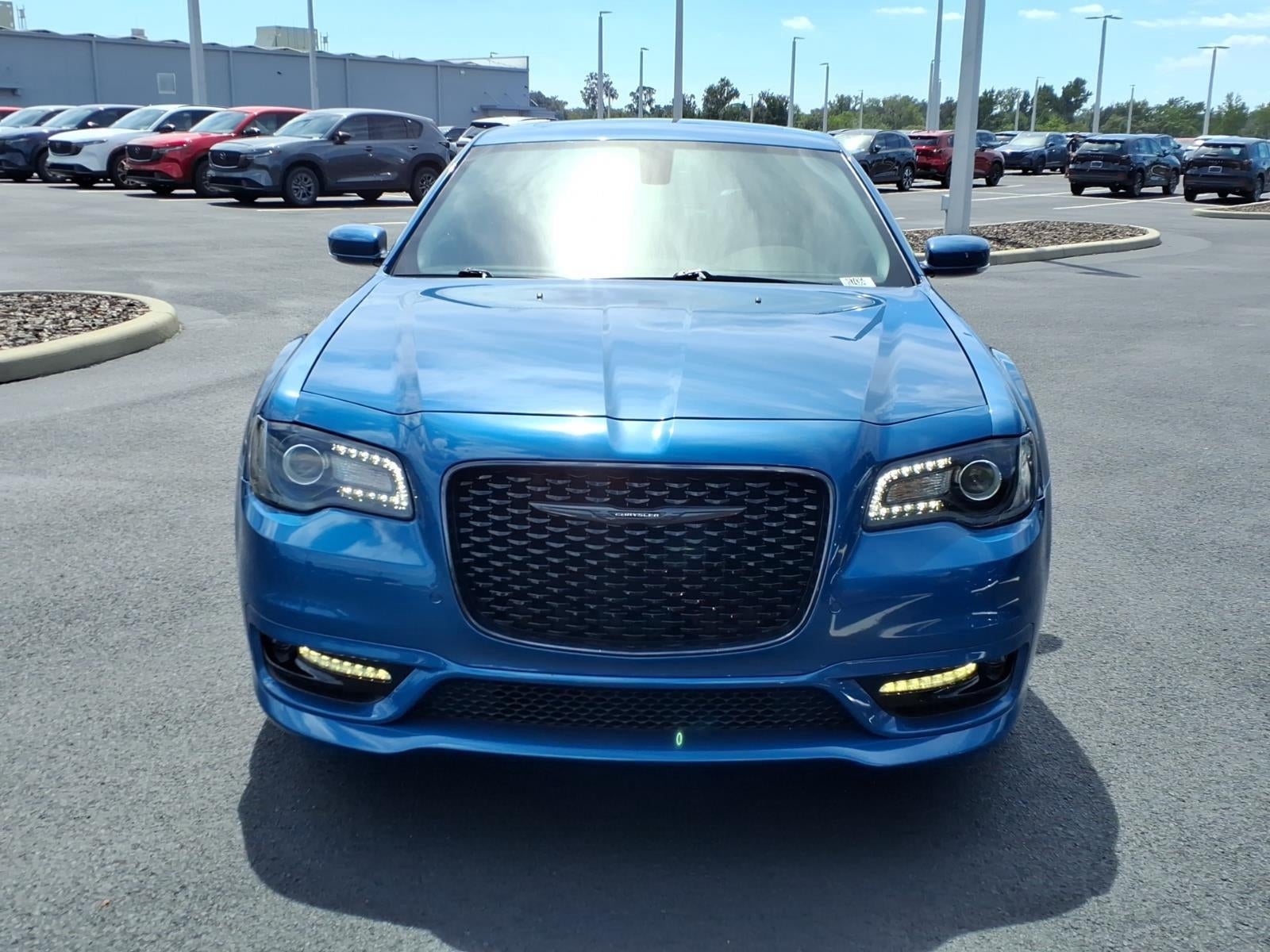2022 Chrysler 300 Touring L