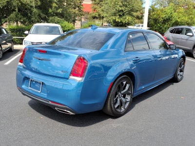 2022 Chrysler 300 Touring L