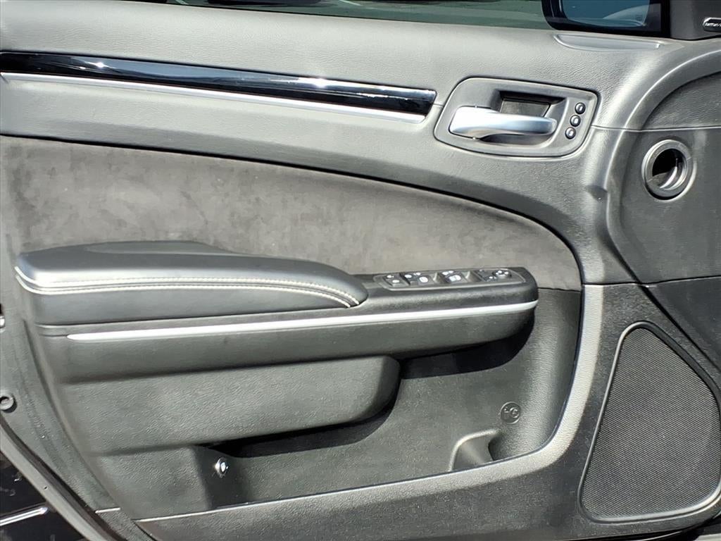 2023 Chrysler 300 300C