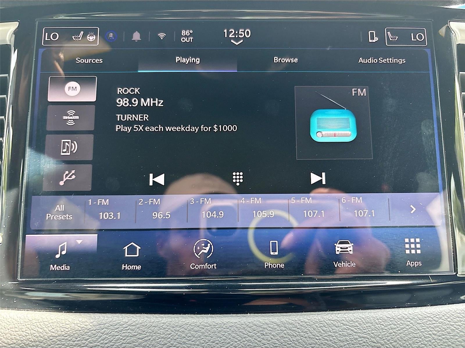 2025 Chrysler Pacifica Select