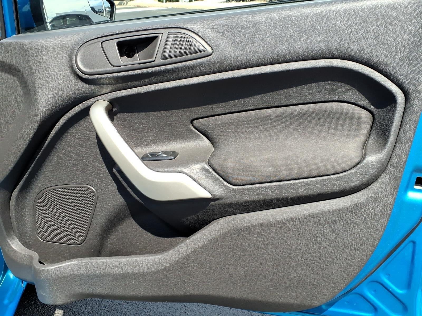 2012 Ford Fiesta SE