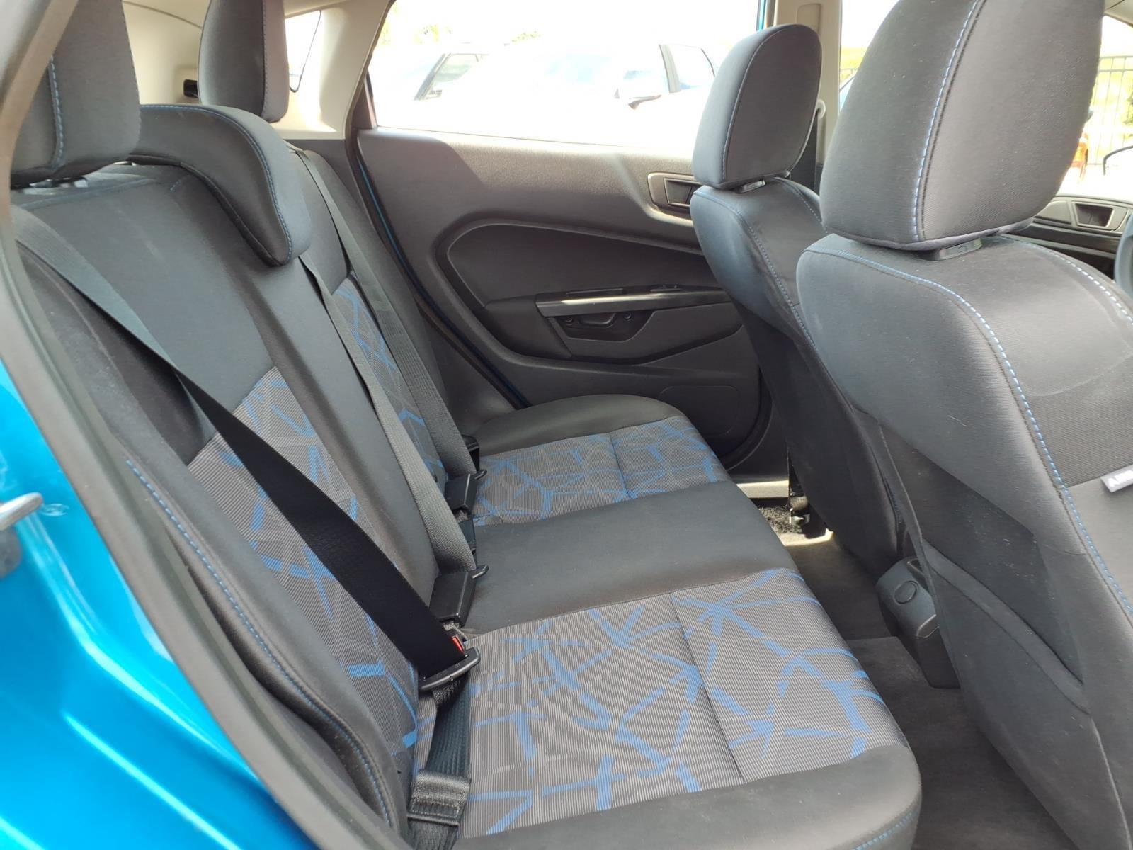 2012 Ford Fiesta SE