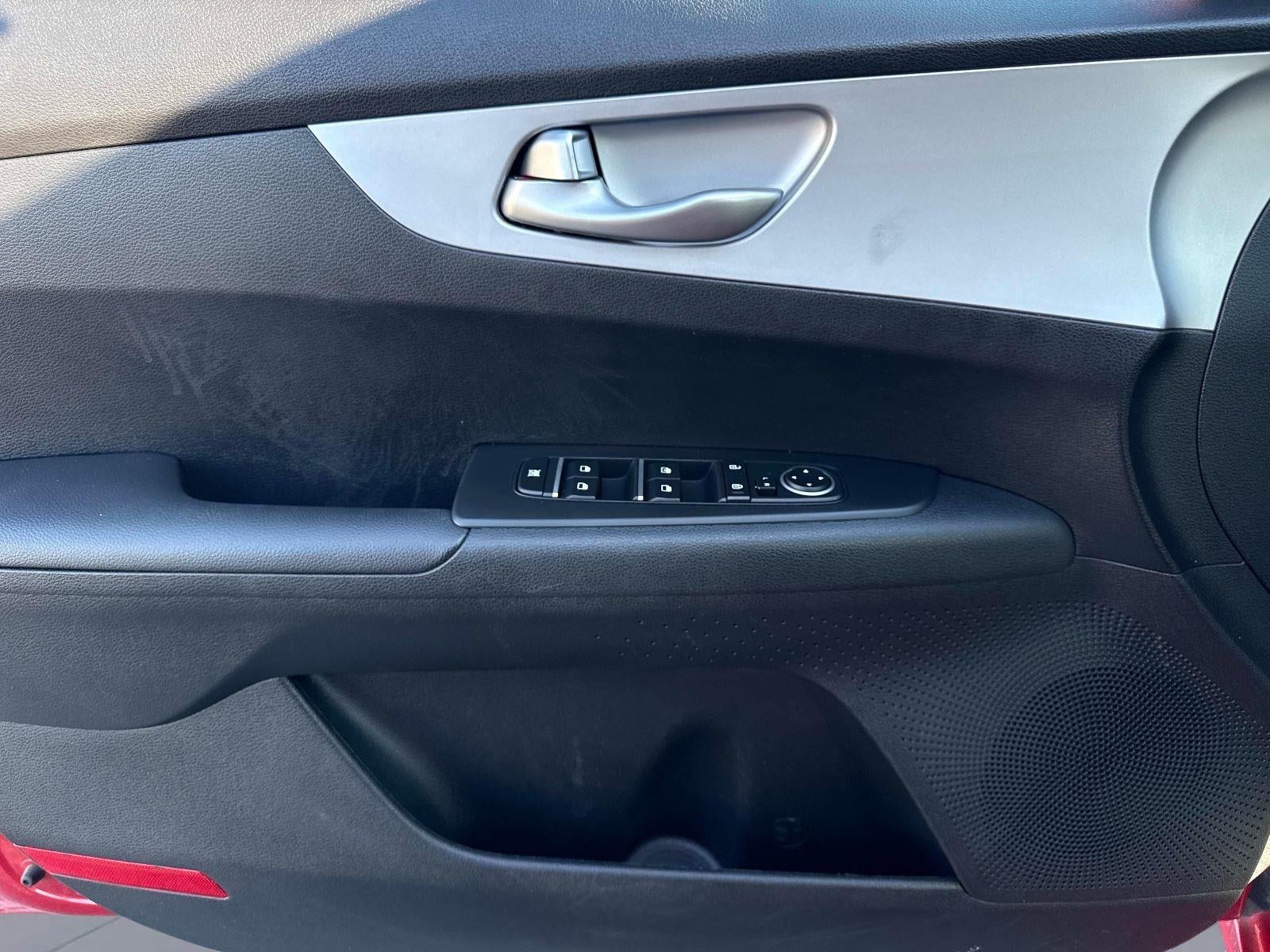 2024 Kia FORTE LX/LXS Base