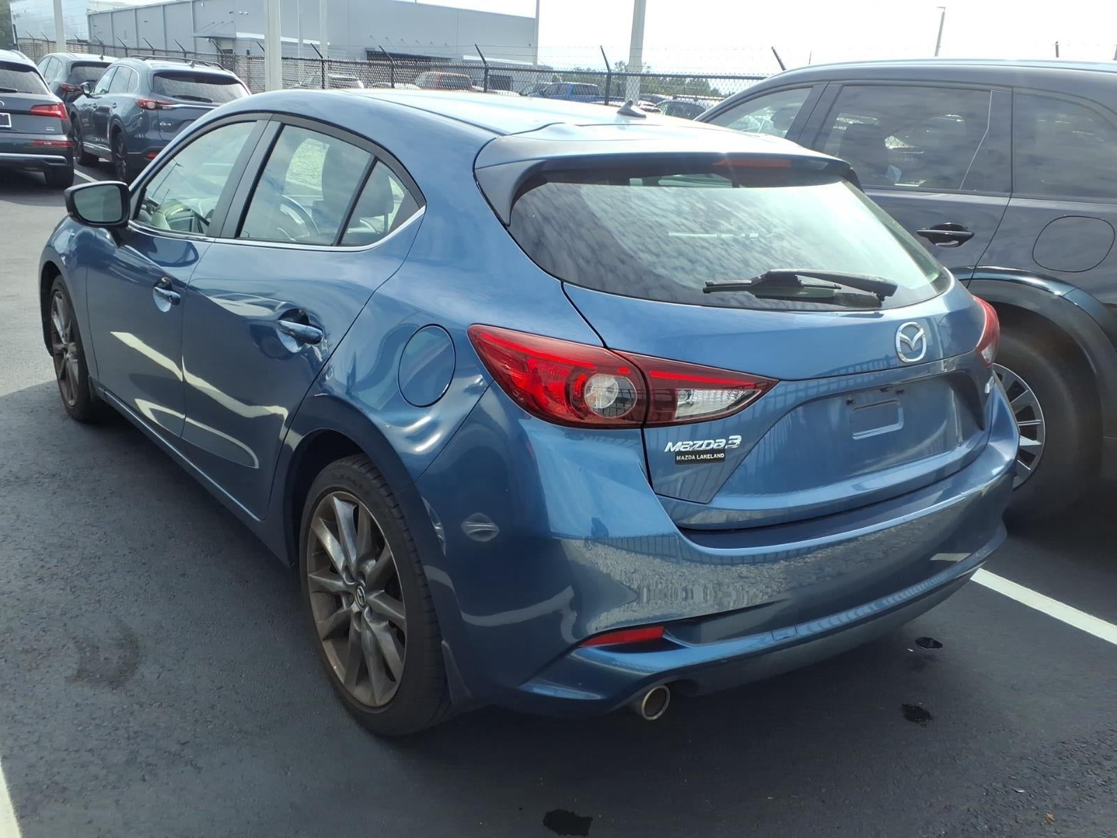 2018 Mazda Mazda3 5-Door Touring