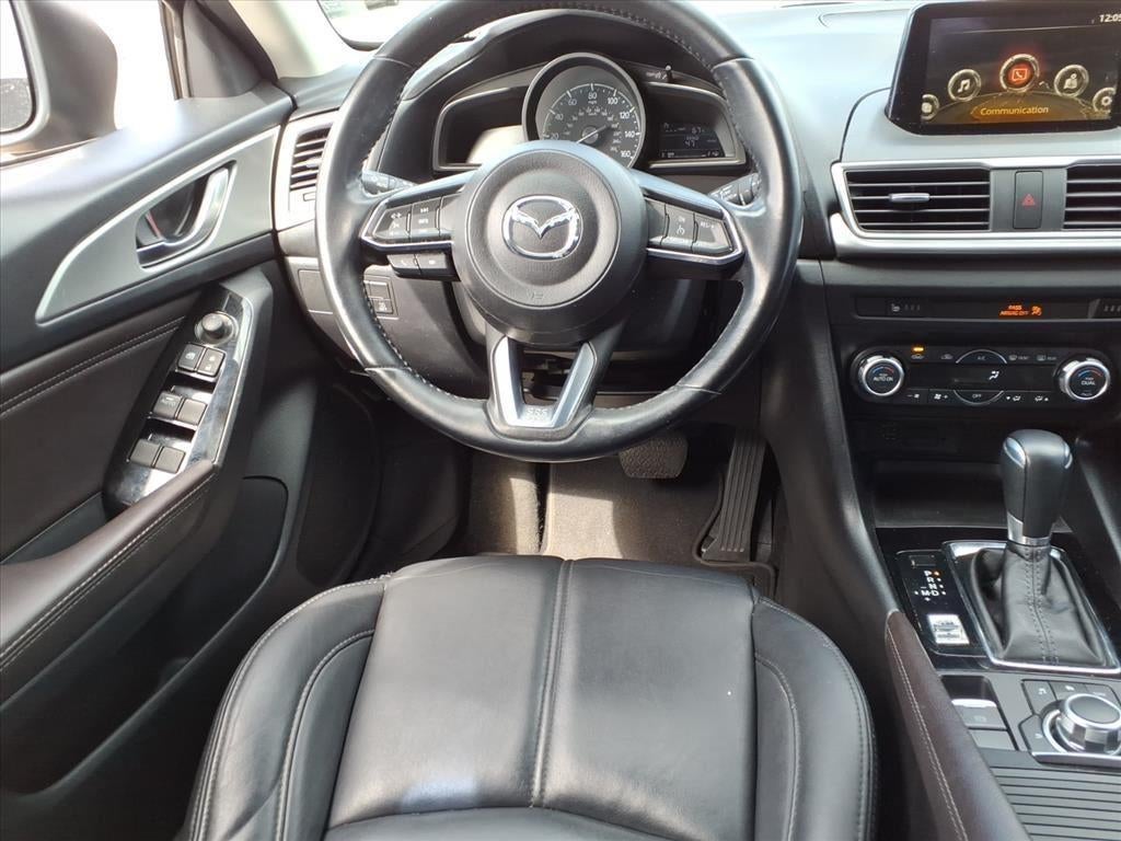 2017 Mazda Mazda3 5-Door Touring