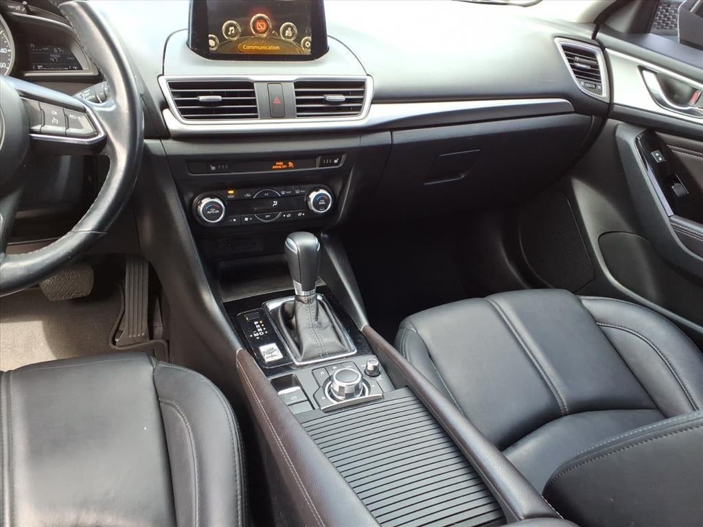 2017 Mazda Mazda3 5-Door Touring