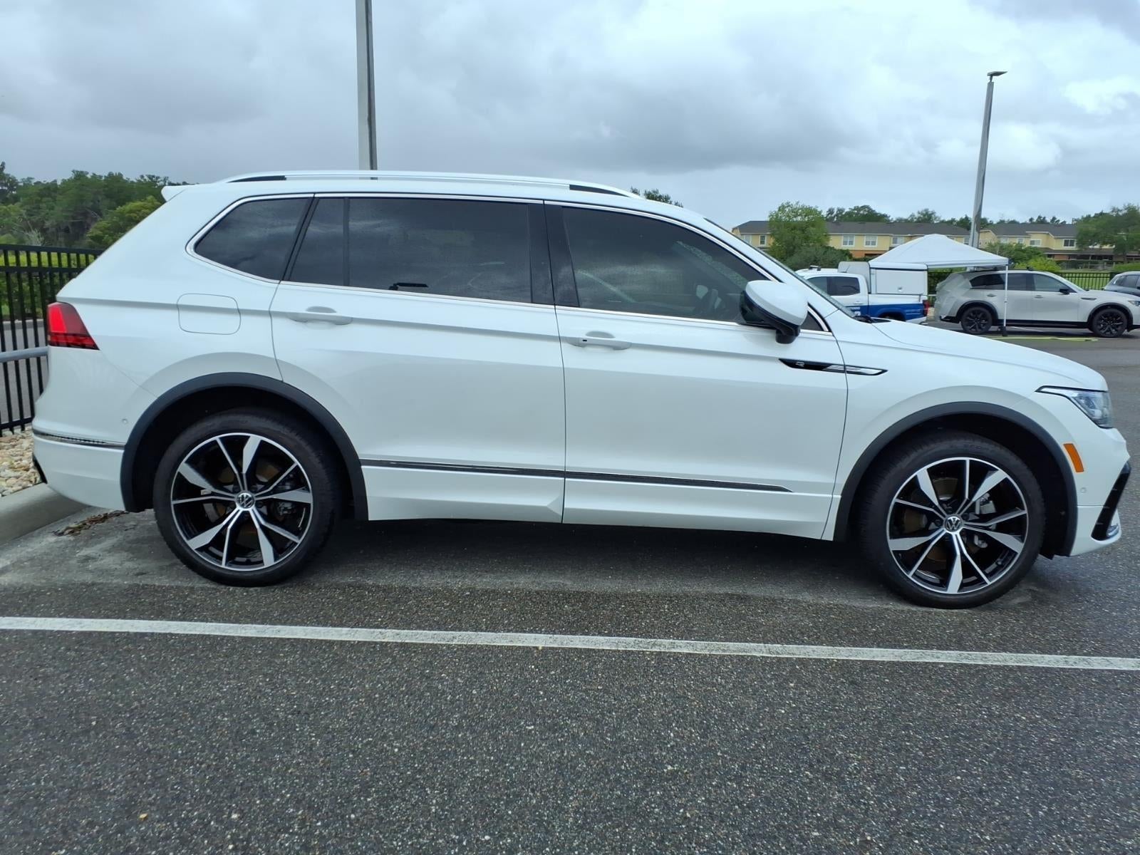 2024 Volkswagen Tiguan SEL R-Line
