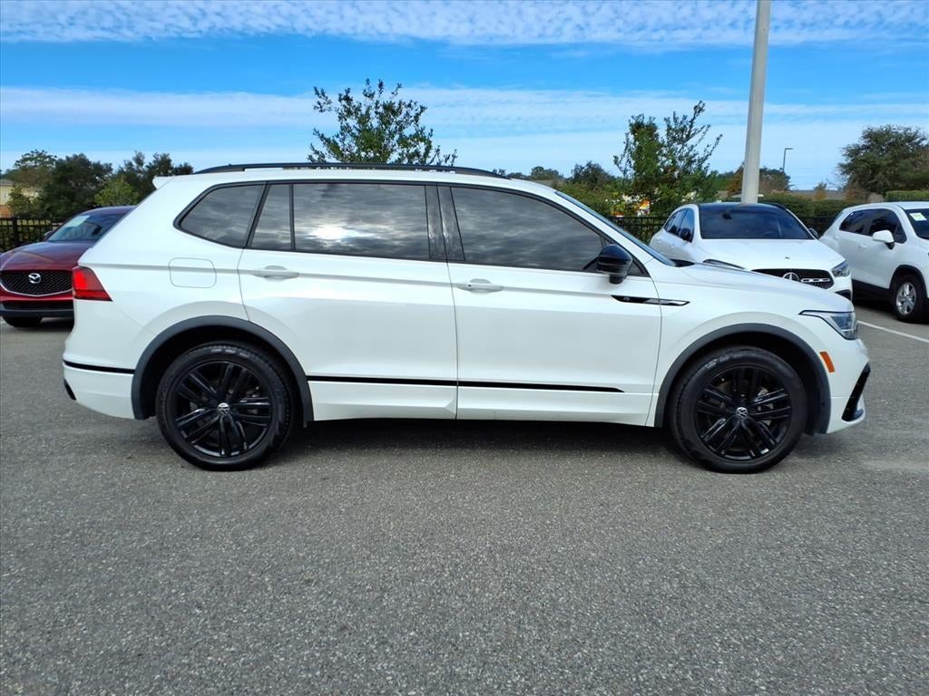 2022 Volkswagen Tiguan SE R-Line Black