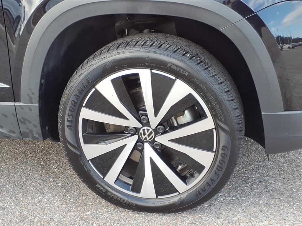 2024 Volkswagen Taos SE