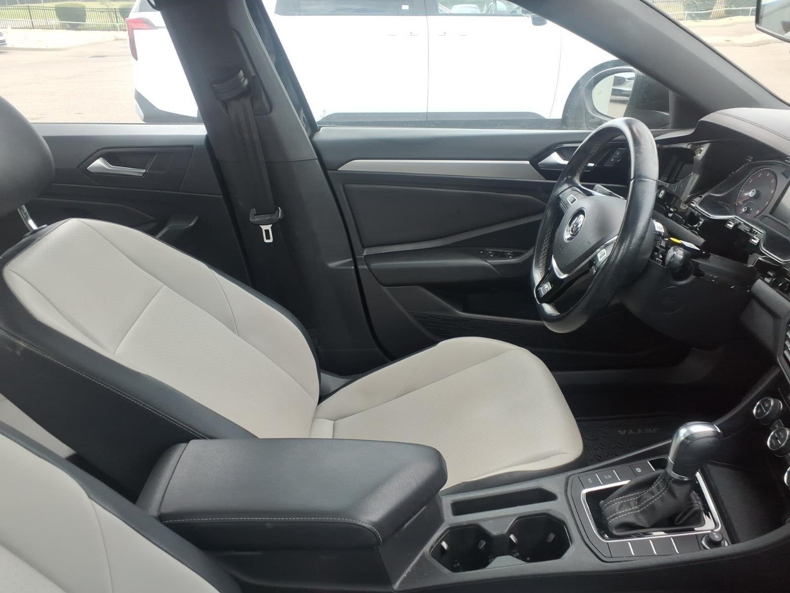 2019 Volkswagen Jetta R-Line