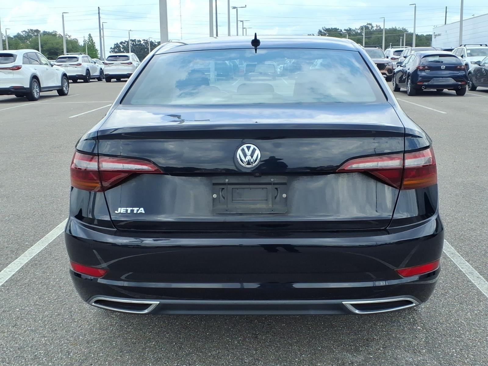 2019 Volkswagen Jetta R-Line