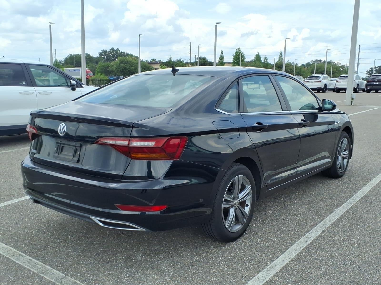 2019 Volkswagen Jetta R-Line