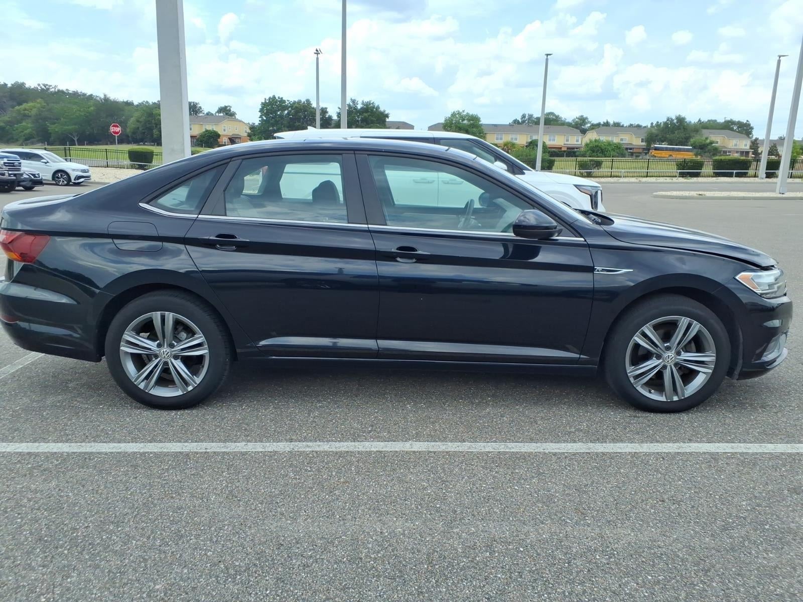 2019 Volkswagen Jetta R-Line