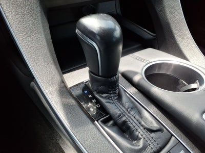 2020 Toyota Avalon Hybrid XLE