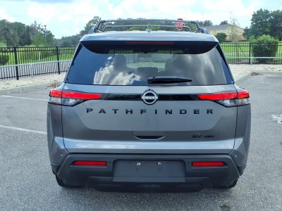 2022 Nissan Pathfinder SV