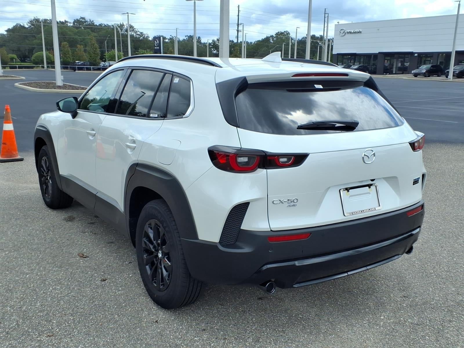 2026 Mazda Mazda CX-50 Hybrid Premium AWD