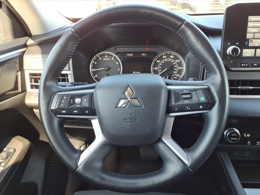 2024 Mitsubishi Outlander SE
