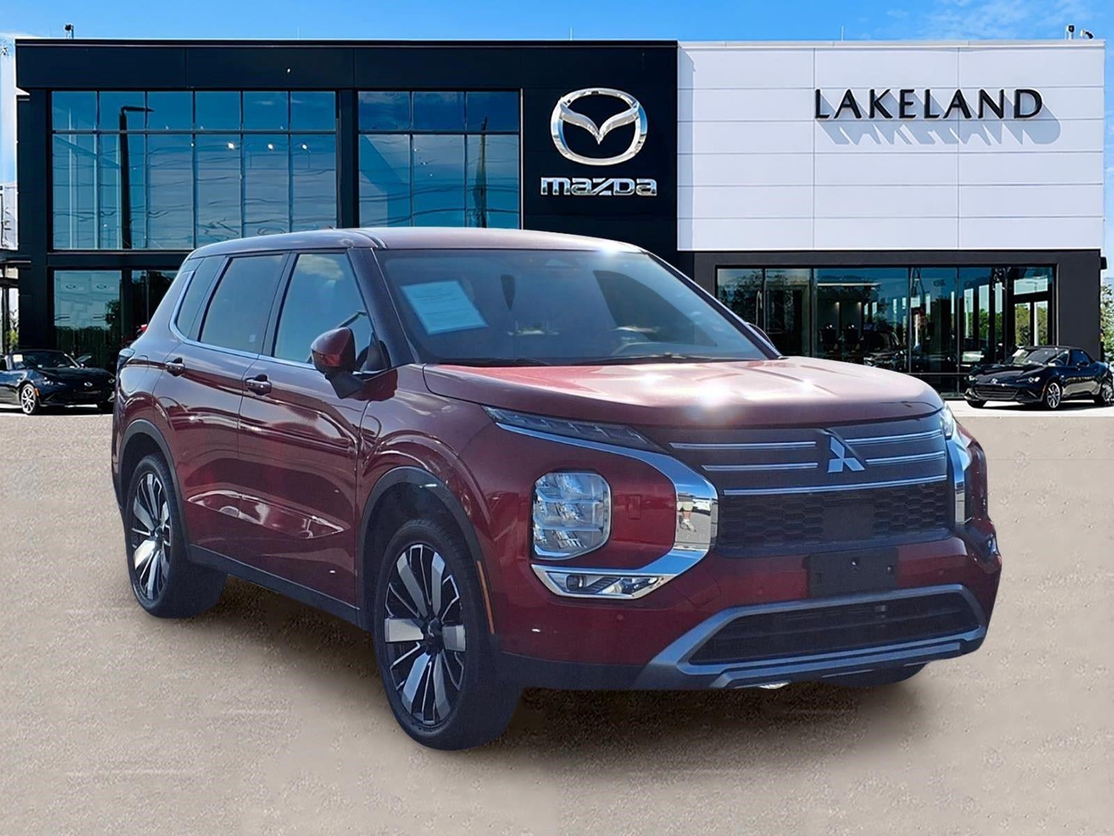 2025 Mitsubishi Outlander SE