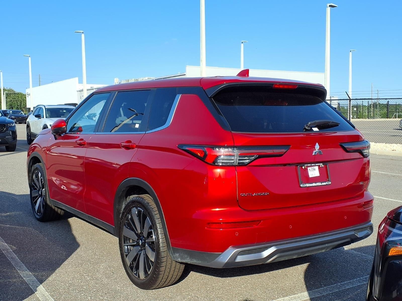 2025 Mitsubishi Outlander SE