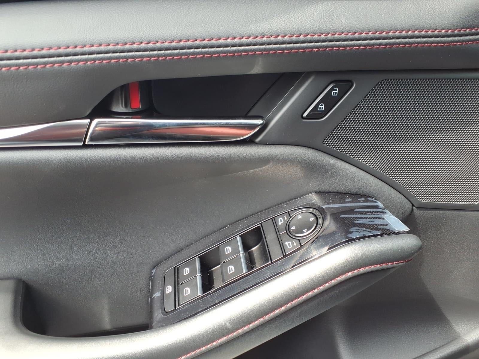 2026 Mazda Mazda3 Hatchback 2.5 S Carbon Edition AWD