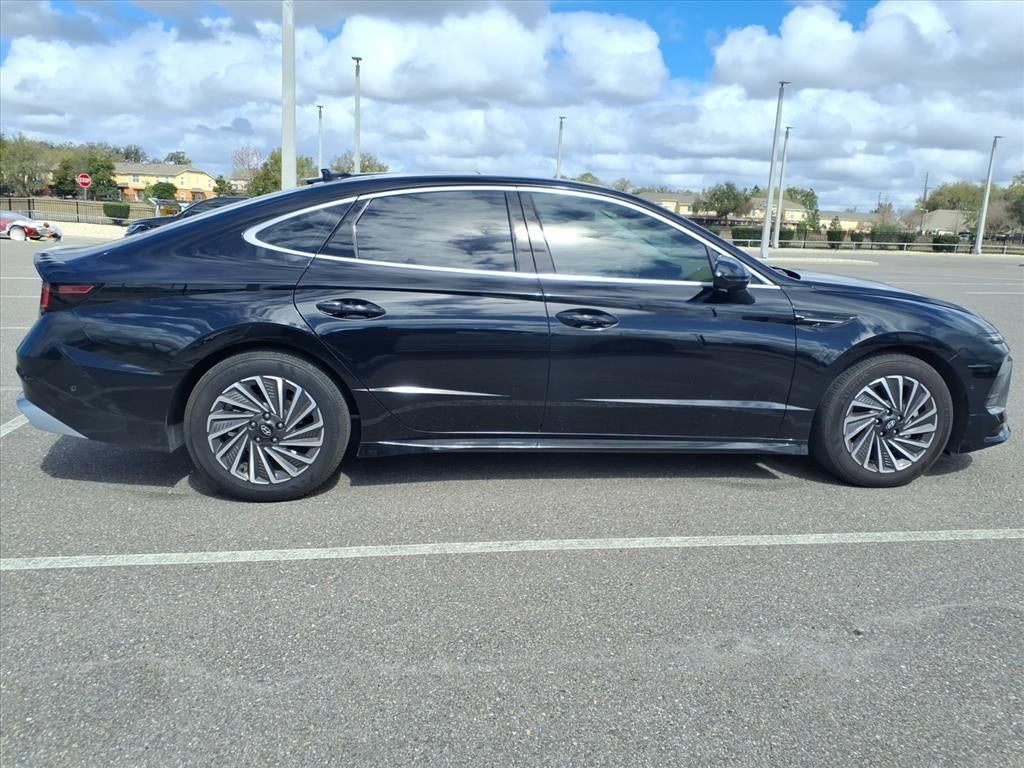 2025 Hyundai Sonata Hybrid Limited