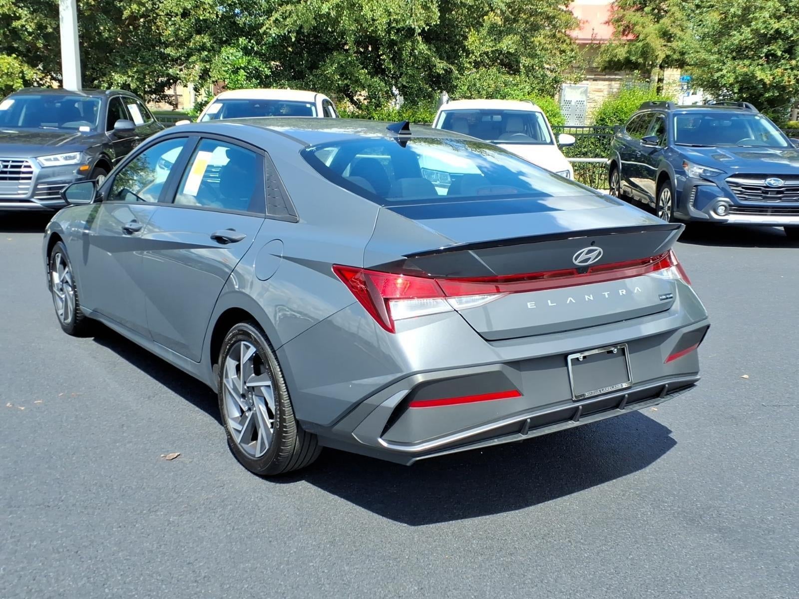 2025 Hyundai Elantra SEL Sport