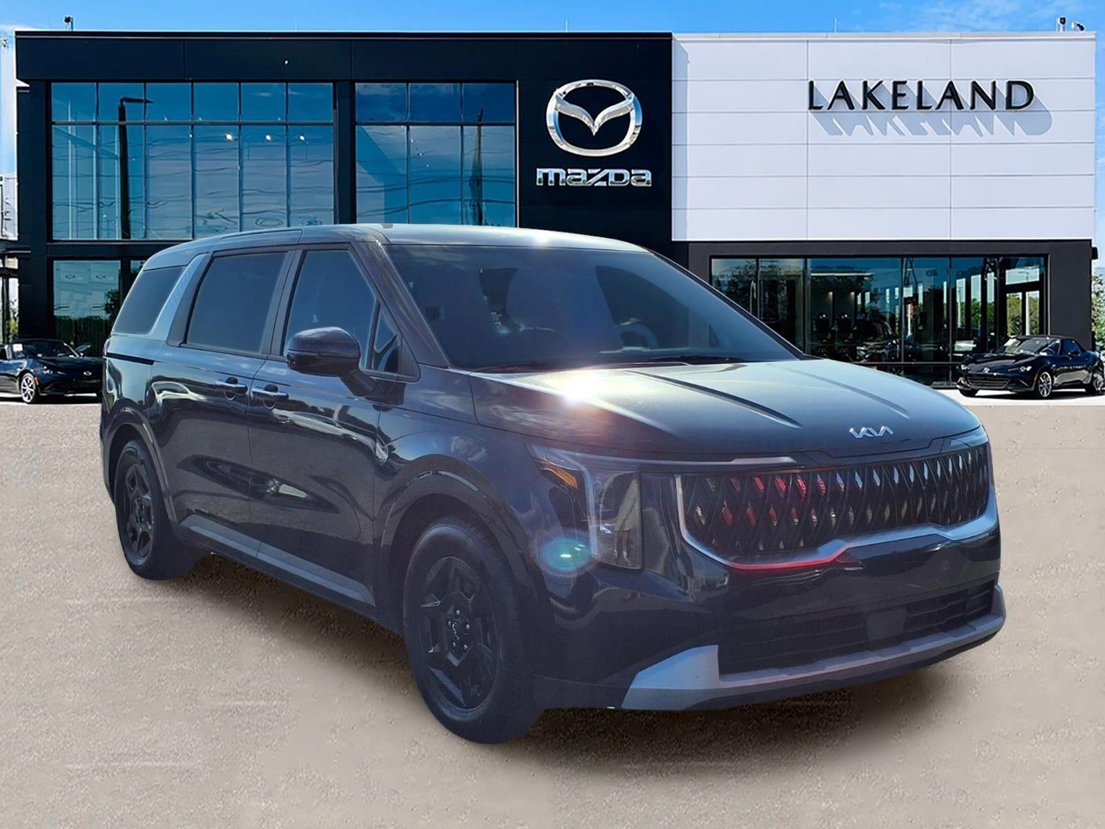 2025 Kia Carnival LXS