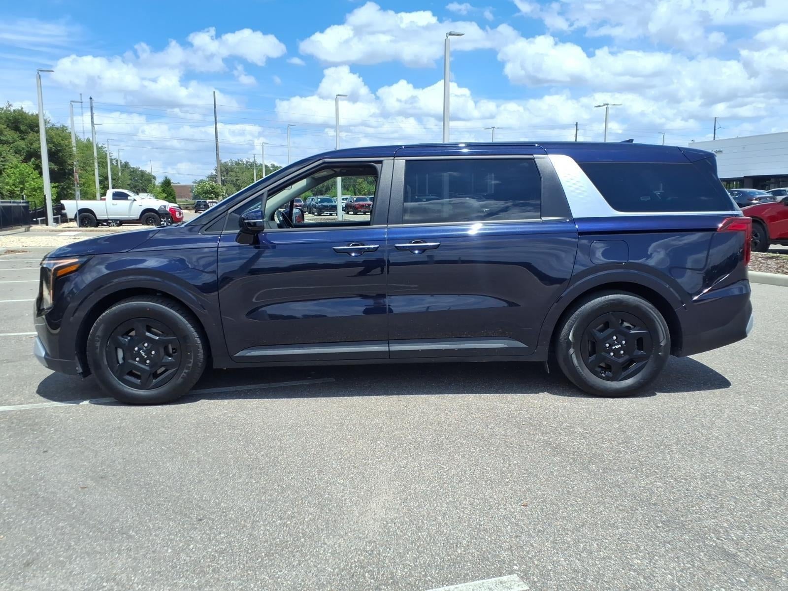 2025 Kia Carnival LXS