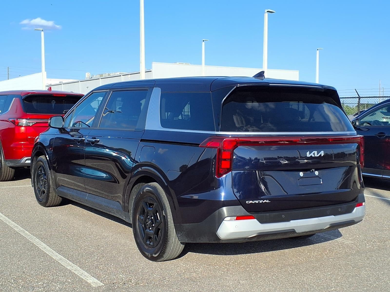 2025 Kia Carnival LXS