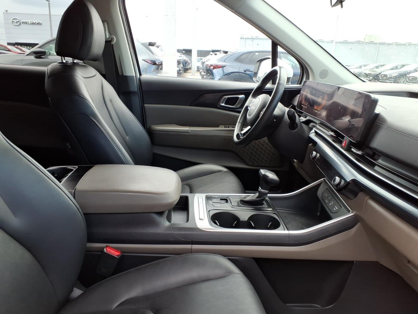 2025 Kia Carnival LXS