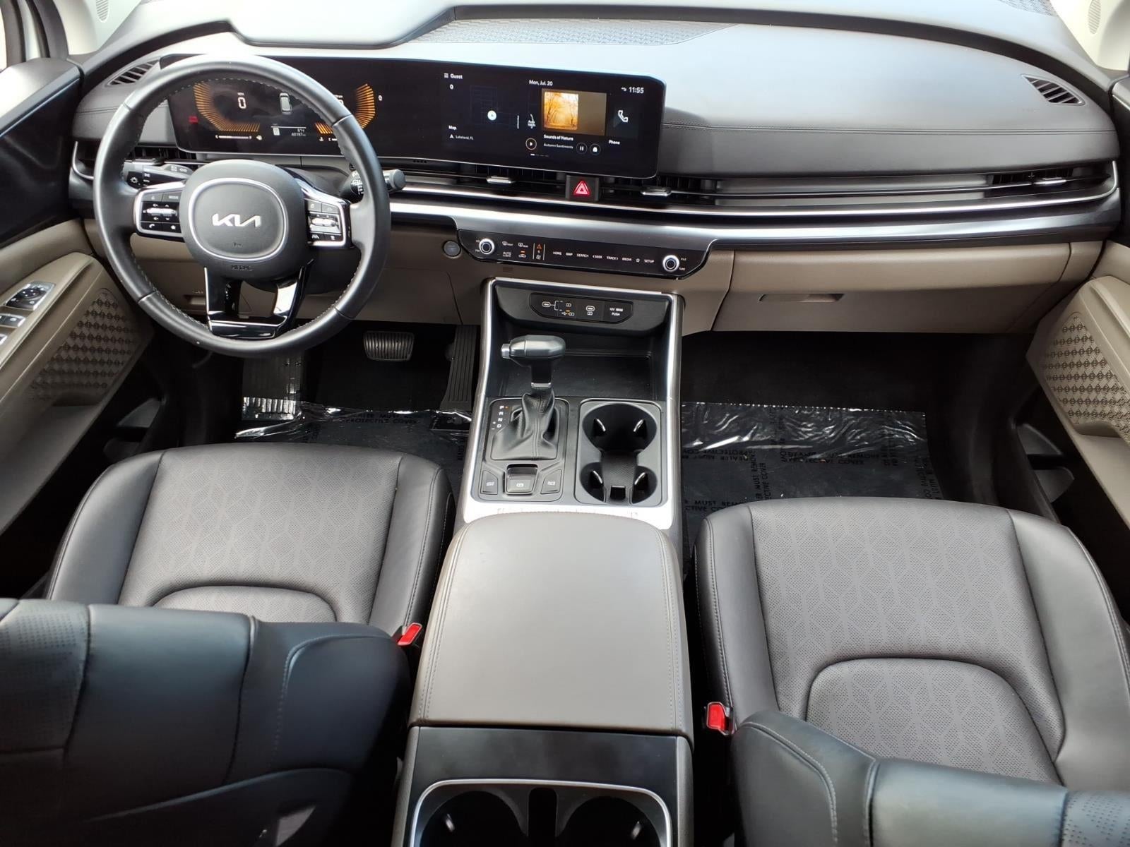 2025 Kia Carnival LXS