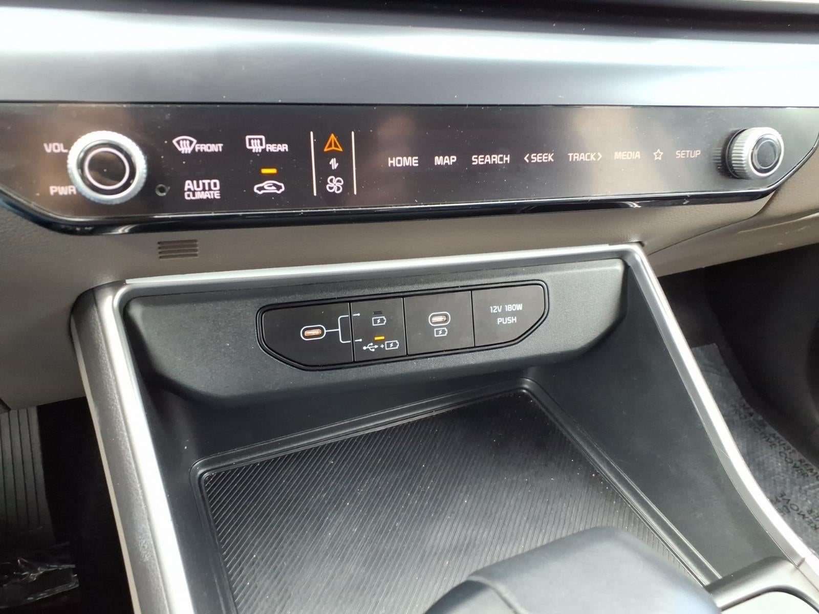 2025 Kia Carnival LXS