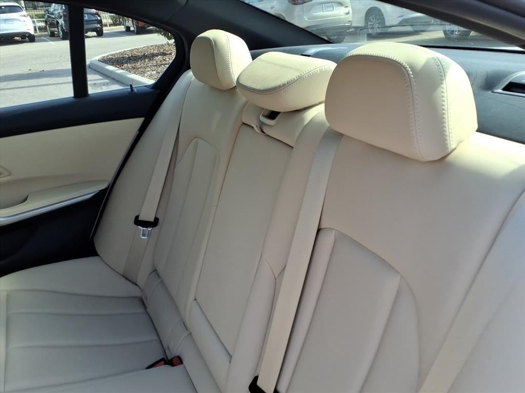 2019 BMW 3 Series 330i xDrive