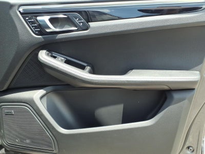 2018 Porsche Macan Base