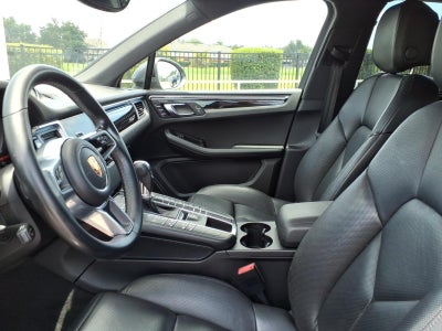 2018 Porsche Macan Base